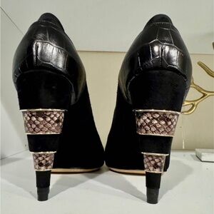 Salvatore Ferragamo Black Women's Heels, 9M